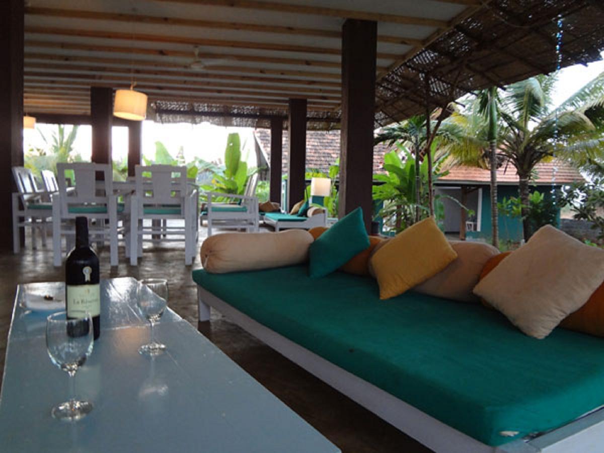 Aquatica Resorts & Spa Morjim Extérieur photo