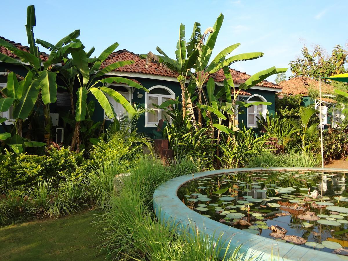 Aquatica Resorts & Spa Morjim Extérieur photo