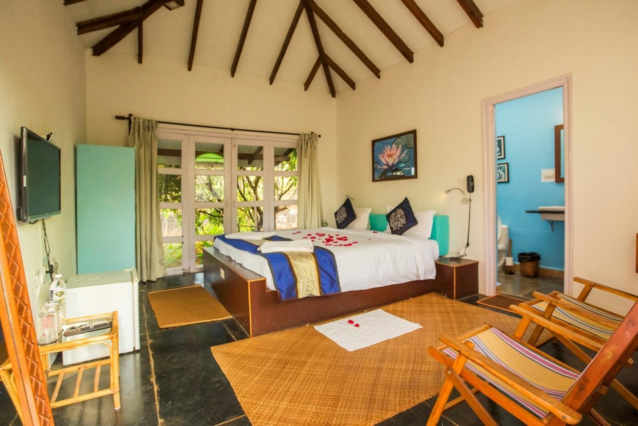 Aquatica Resorts & Spa Morjim Extérieur photo