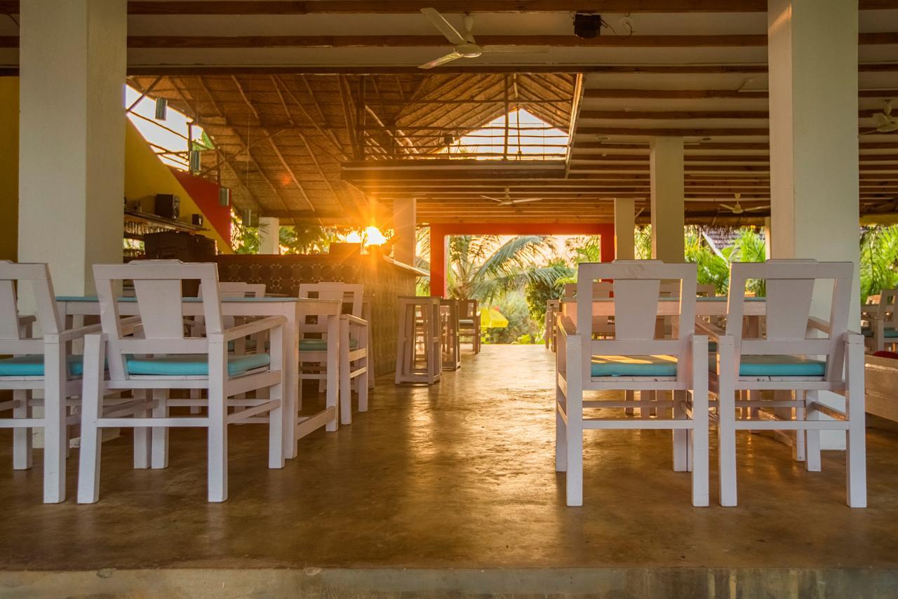 Aquatica Resorts & Spa Morjim Extérieur photo