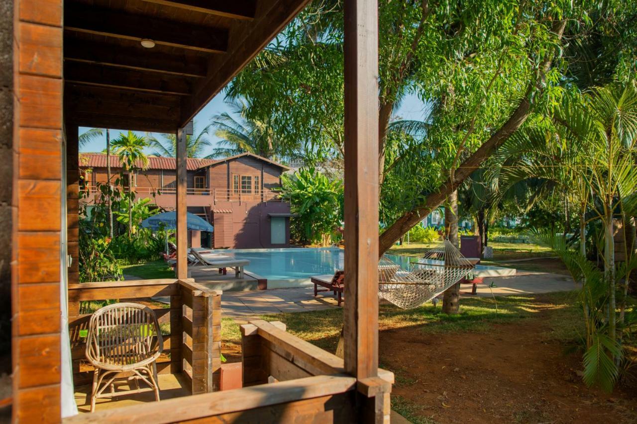 Aquatica Resorts & Spa Morjim Extérieur photo
